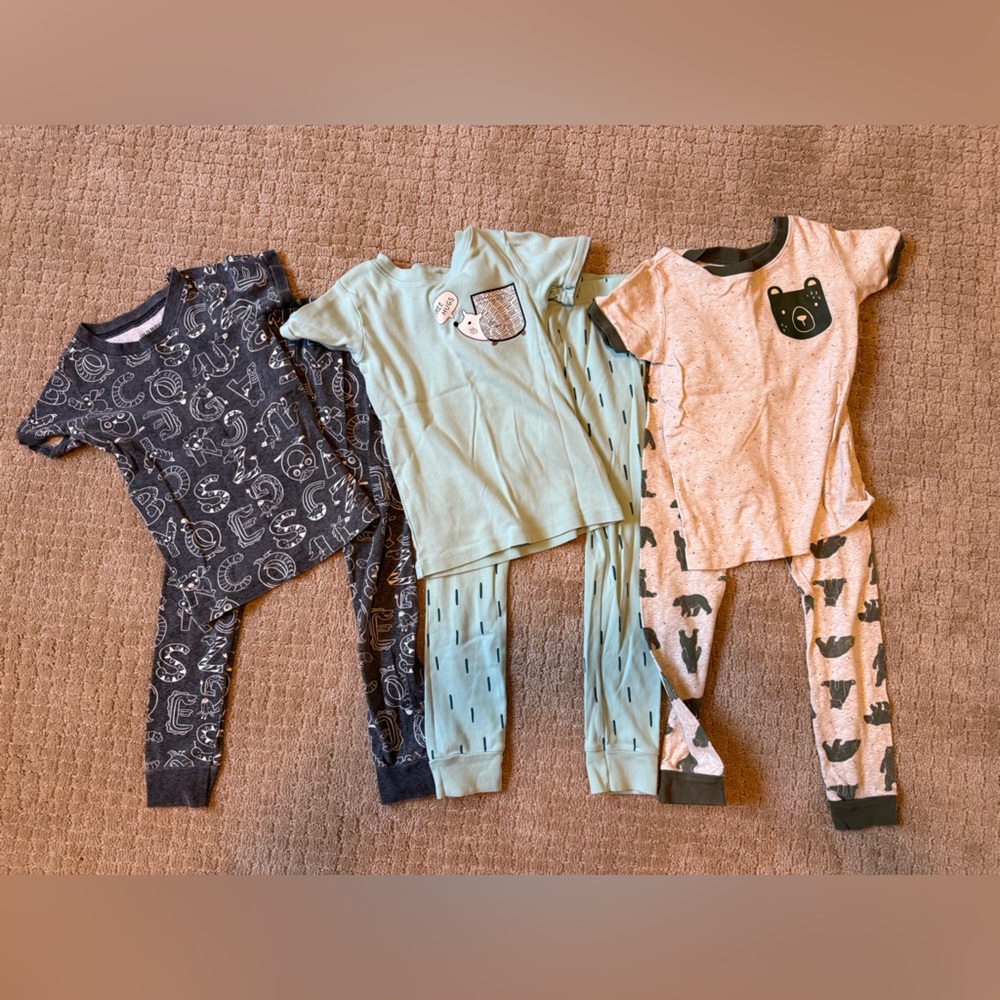 THREE 5T Old Navy Kids Pajama Sets